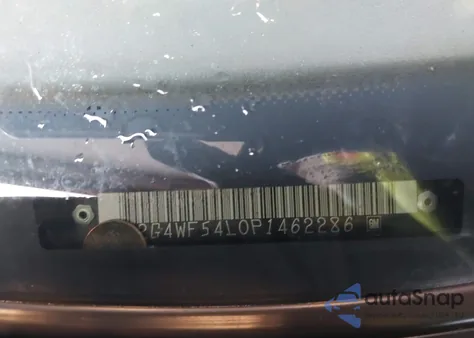 1993 Buick Regal Gran Sport from USA, damaged, VIN 2G4WF54L0P1462286